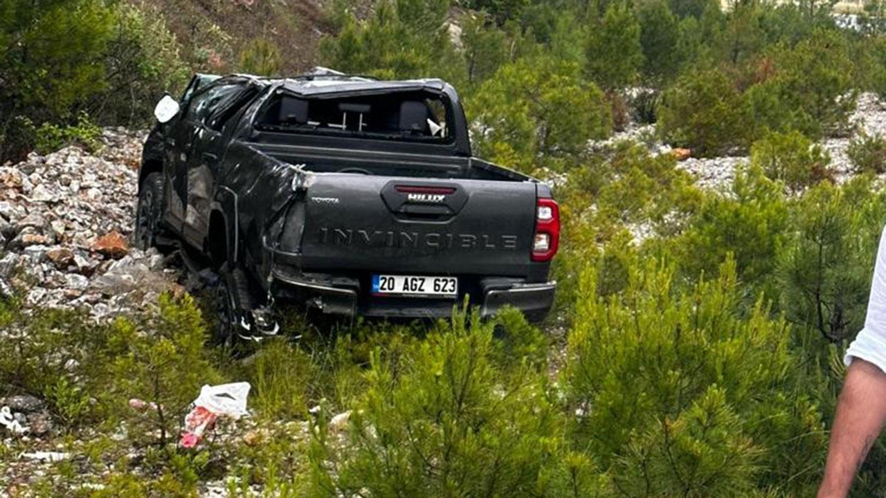 Ajanslar Az Önce Son Dakika Geçti Trafik Kazası Geçirdi