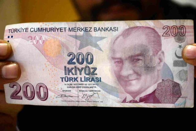 BANKNOTU GÖRÜNCE ŞOK OLDU !