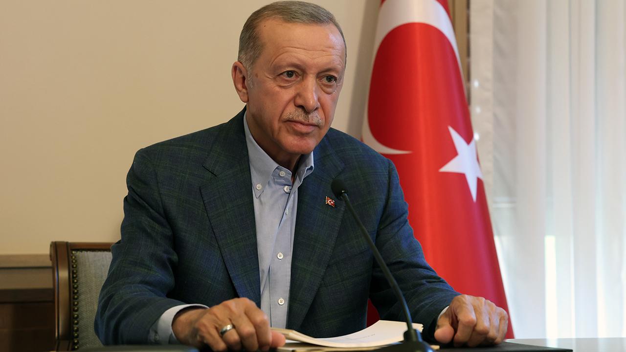 Erdoğan Erdoğan'ı Enflasyona Ezdirmedi Maaşına Bakın Ne Kadar Zam Yaptı 