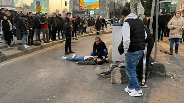 İSTANBUL'DA Sİ-LAH-LI SALDIRI ÖLÜ VE YARALILAR VAR..