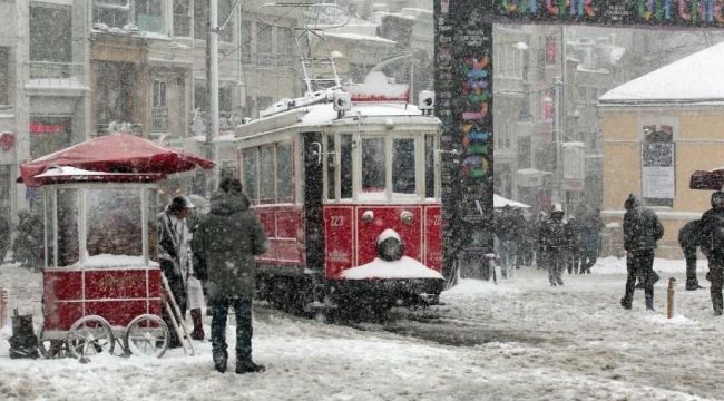 İSTANBUL VE BİRÇOK İL İÇİN KAR AÇIKLAMASI GELDİ!